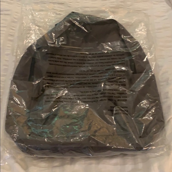 Backpack - Picture 7 of 7